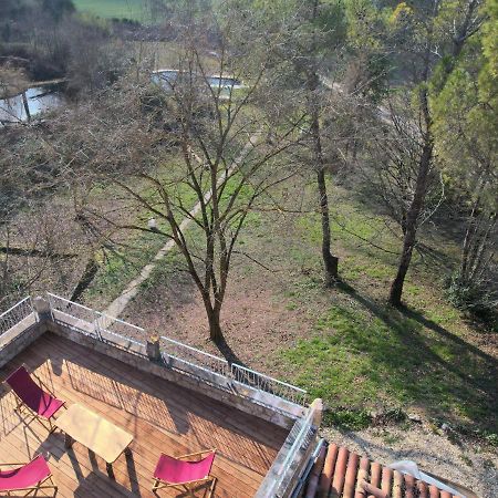 Grand Gite Les Cabanes De Fallot Pour 19 Personnes - Piscine Naturelle L'isle-Bouzon Exterior photo